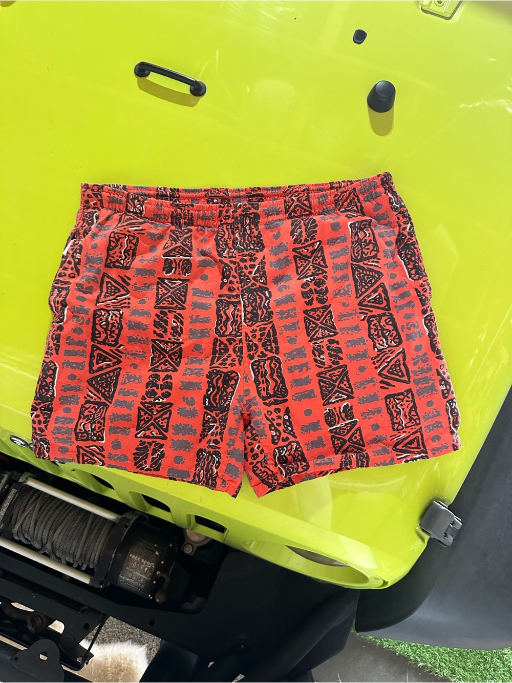 Panic High Tide Vintage 90's Men's Geometric Lined Swim Trunks Size L(36-38)